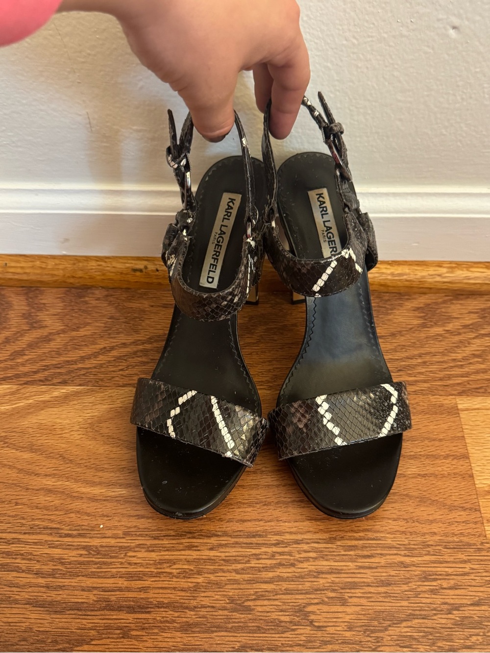 Karl Lagerfeld Black Snakeskin Slingback Heels
